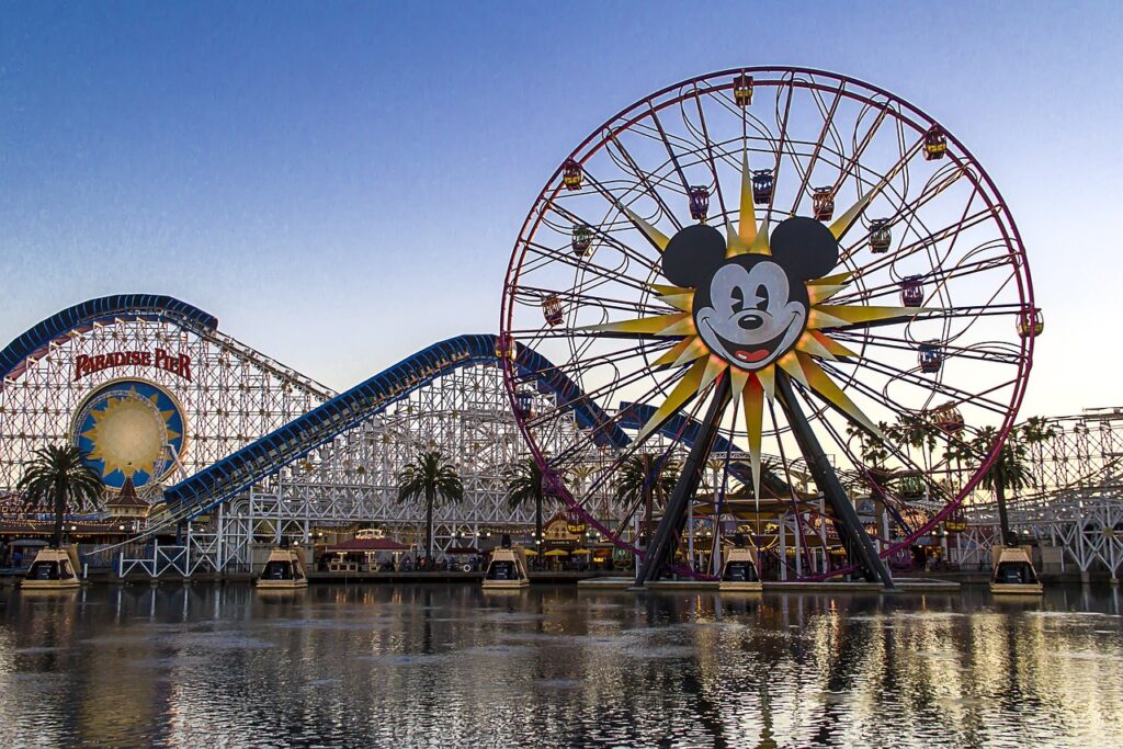 ferris wheel, adventure park, mickey mouse-500719.jpg